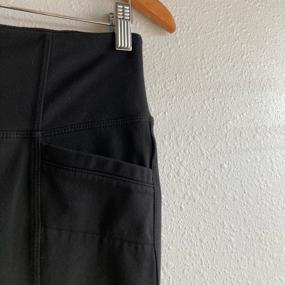 Athleta Metro Athletic High Waisted Athleisure Errands Pocket Leggings - Picture 4 of 15